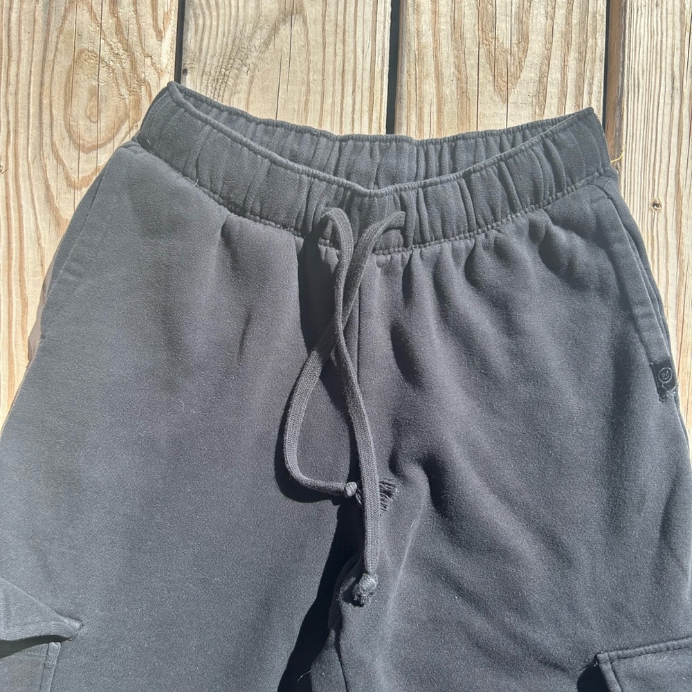 Gilly Hicks Black cotton cargo sweatpants with elastic waistband Size Small Flaw - Picture 2 of 16
